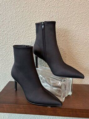 Jeffrey Campbell Nixie 2 Black Bootie